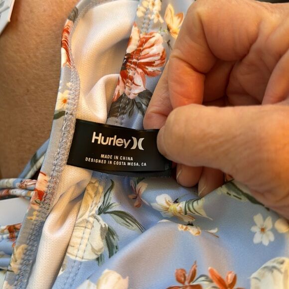 Hurley Fully Adjustable Bikini. M - Picture 13 of 15